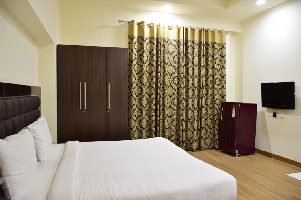 When In Gurgaon - Artemis Hospital 1 Min Walk, Fortis & Medanta 4 Mins Drive Esterno foto
